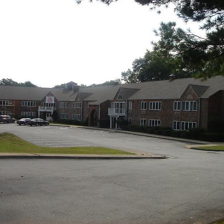 Econo Lodge Inn & Suites Groton Luaran gambar