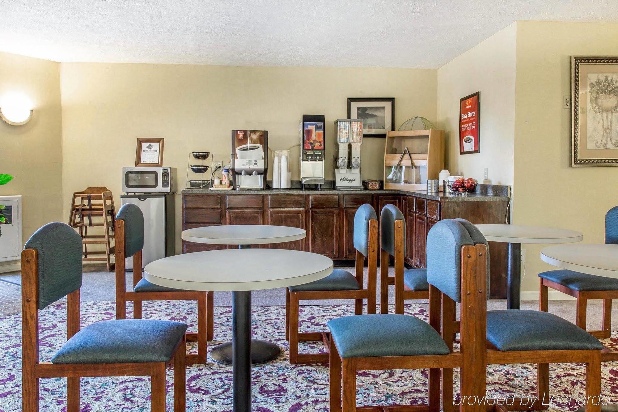 Econo Lodge Inn & Suites Groton Luaran gambar