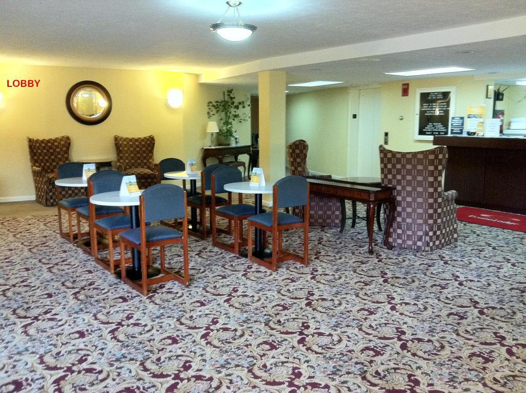 Econo Lodge Inn & Suites Groton Luaran gambar